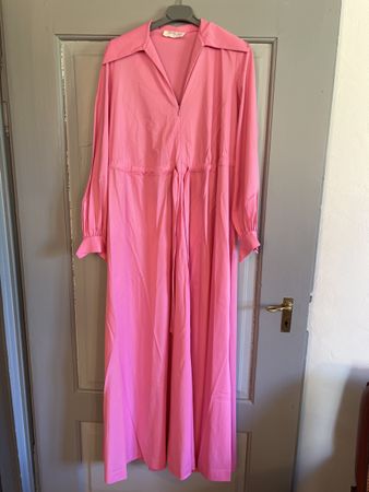 1 peignoir couleur rose taille 40 selon photos