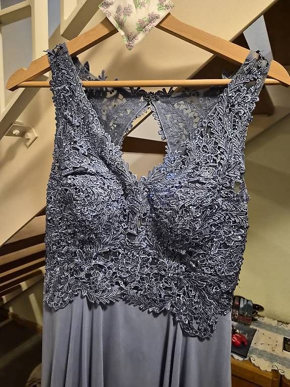 Kleider: Abendkleid Hellviolet – Gebraucht aus Dornach von man_hsg8 1