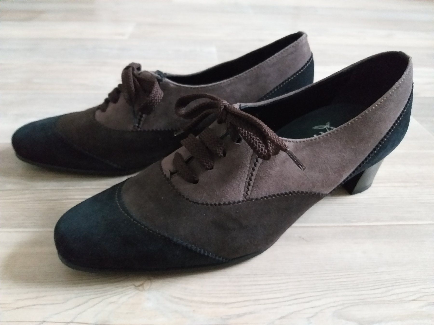 Scarpe da donna: FINEST Chaussures / Schuhe pointure / Nummer 40 – Usato da Cossonay-ville venduto da Super-Price-Quality 2