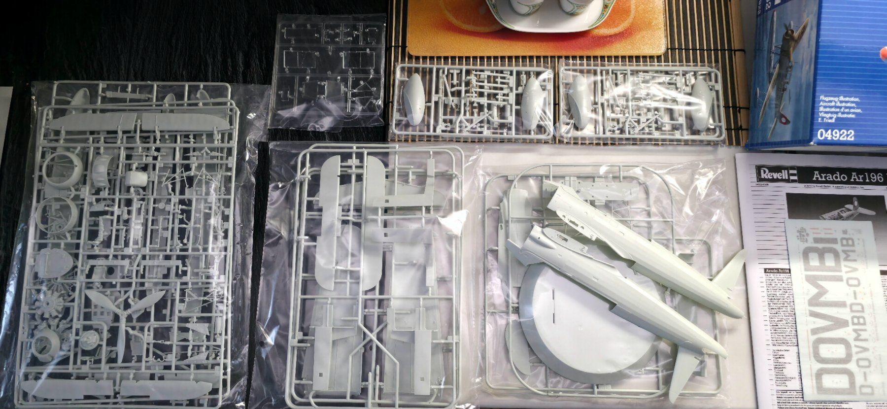 Revell Kit di modellismo & Modellini statici: Revell 1/32 Arado Ar196 B – Usato da Genève venduto da Rongeur-sournois 2