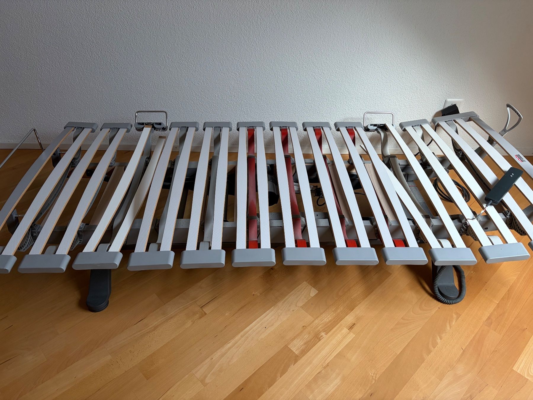 Lits: Elektrisches Bett – D'occasion à Zürich par lie_jr2n 3