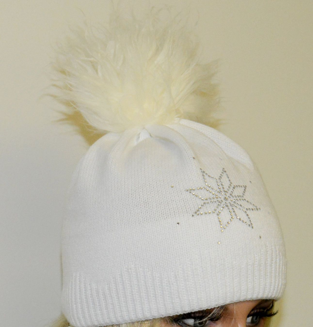 Chapeaux, bonnets & casquettes: Winter Mützen 2Stk – Neuf (Voir description) à Zuchwil par giovannis