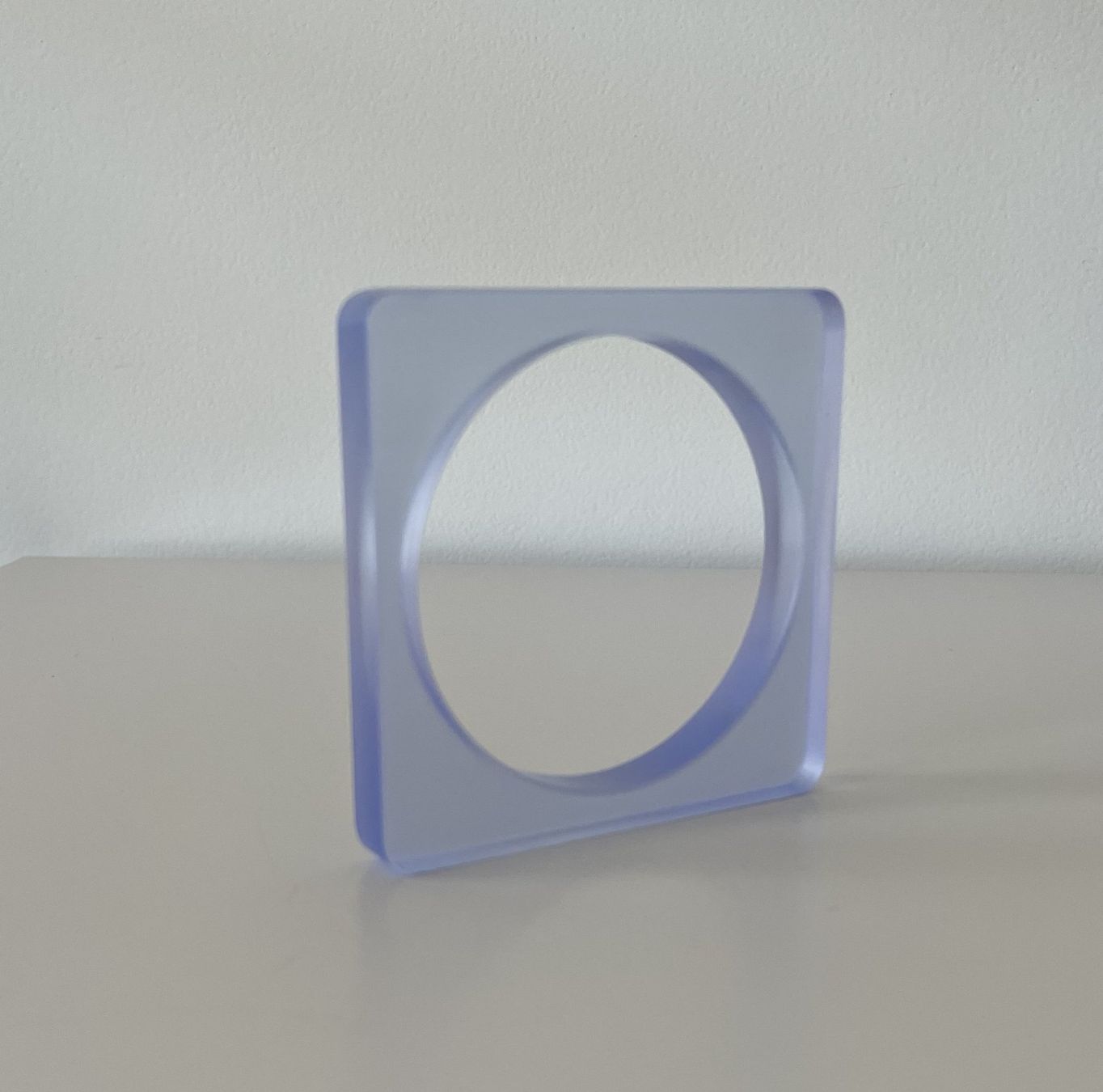 Bracciali & Braccialetti: Armreifen Plexiglas hellblau transparent - klein - neu – Nuovo e nell'imballaggio originale da Turgi venduto da bar_8pdm