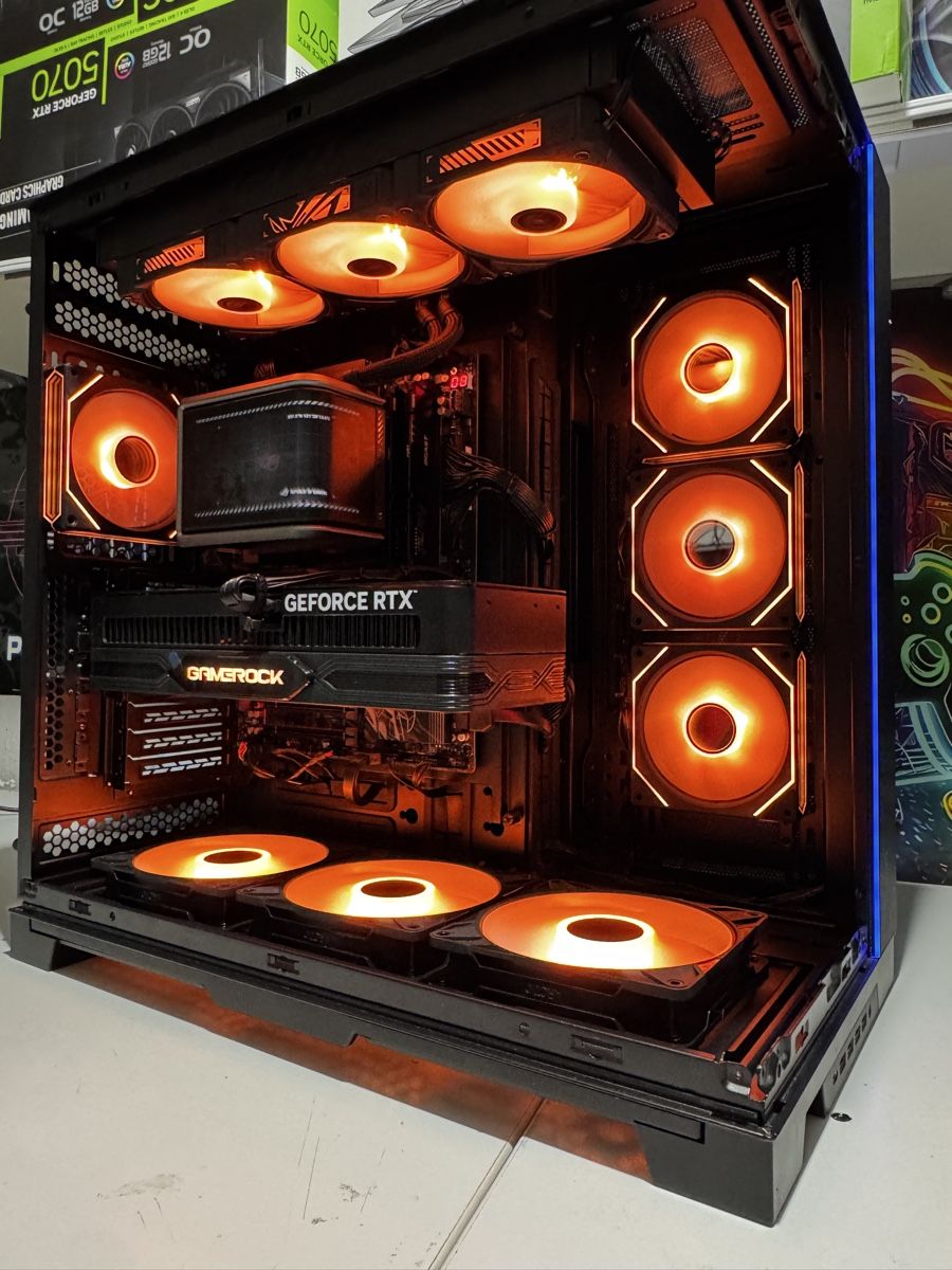 Amd PCs: Gaming pc +Ai workstation 5090+ 9950X3D 4 tb ssd+ 64 ram – Neu und originalverpackt aus Zürich von Pc-Custom-ZH 1