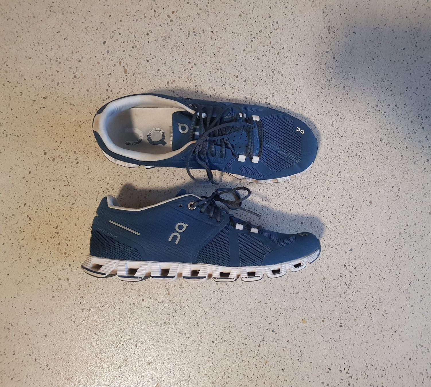 On Scarpe da donna: On Damen Laufschuh Grösse 41 – Usato da Basel venduto da Birs868 3
