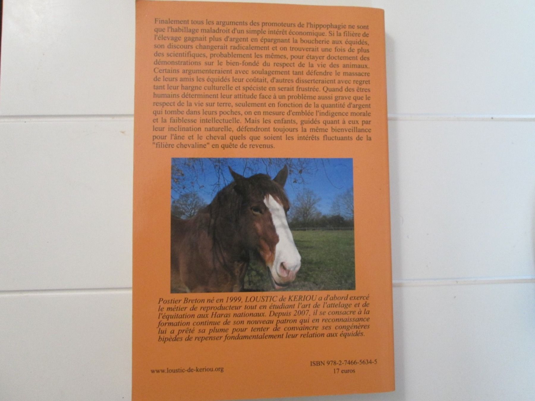 Bücher: KENAVO - On ne mange pas les chevaux – Gebraucht aus Neuchâtel von Dualseele 3