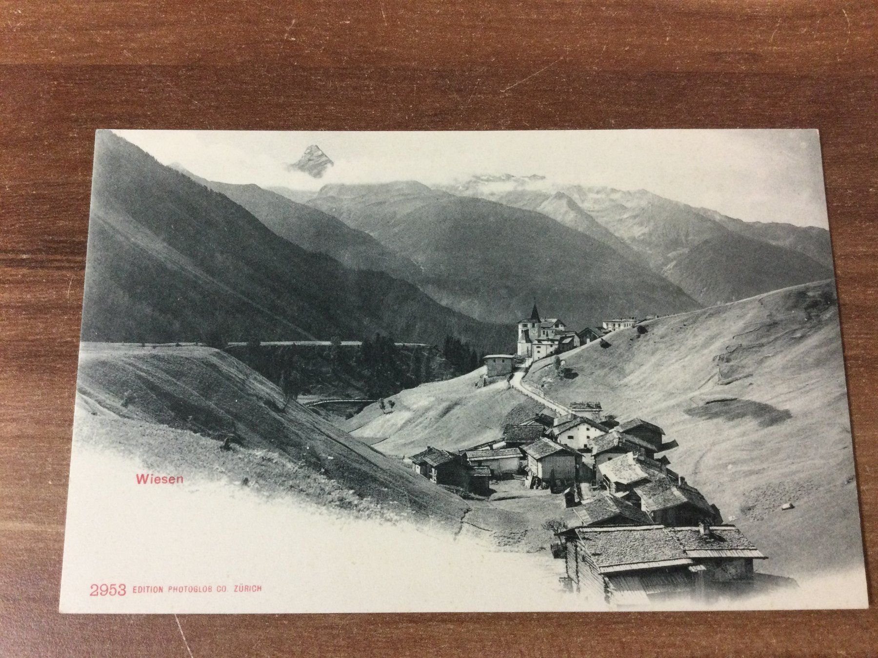 Ansichtskarten: Alte Ansichtskarte Wiesen mit Bergpanorama – Gebraucht aus Wangen SZ von kuriosum12