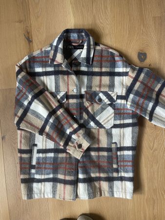 Karierte Hemdjacke von Zara Size S