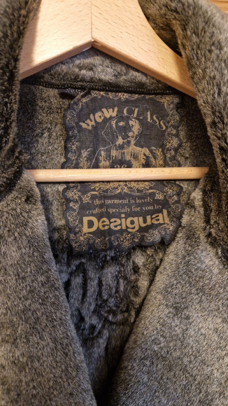 Desigual Cappotti: Mantel Gr. 36 – Usato da Tägerwilen venduto da Giotto22 2