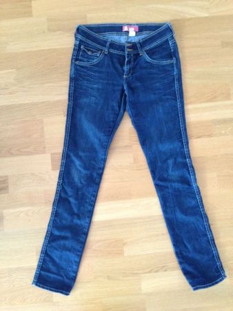 H&M Jeans Fit & sqin Gr. 29