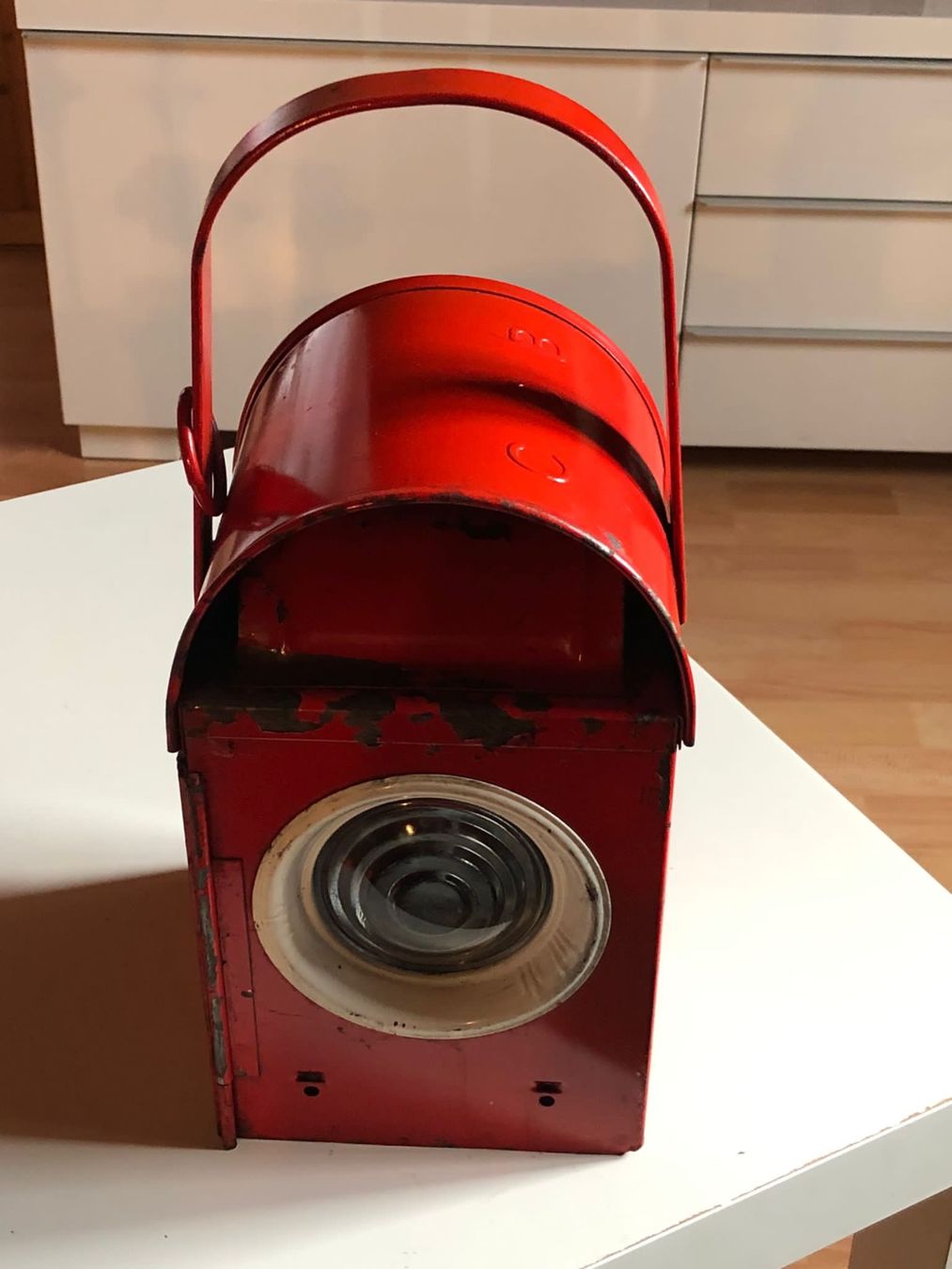 Lampade: Antike rote Petrollaterne – Usato da Röschenz venduto da Tashroal 2