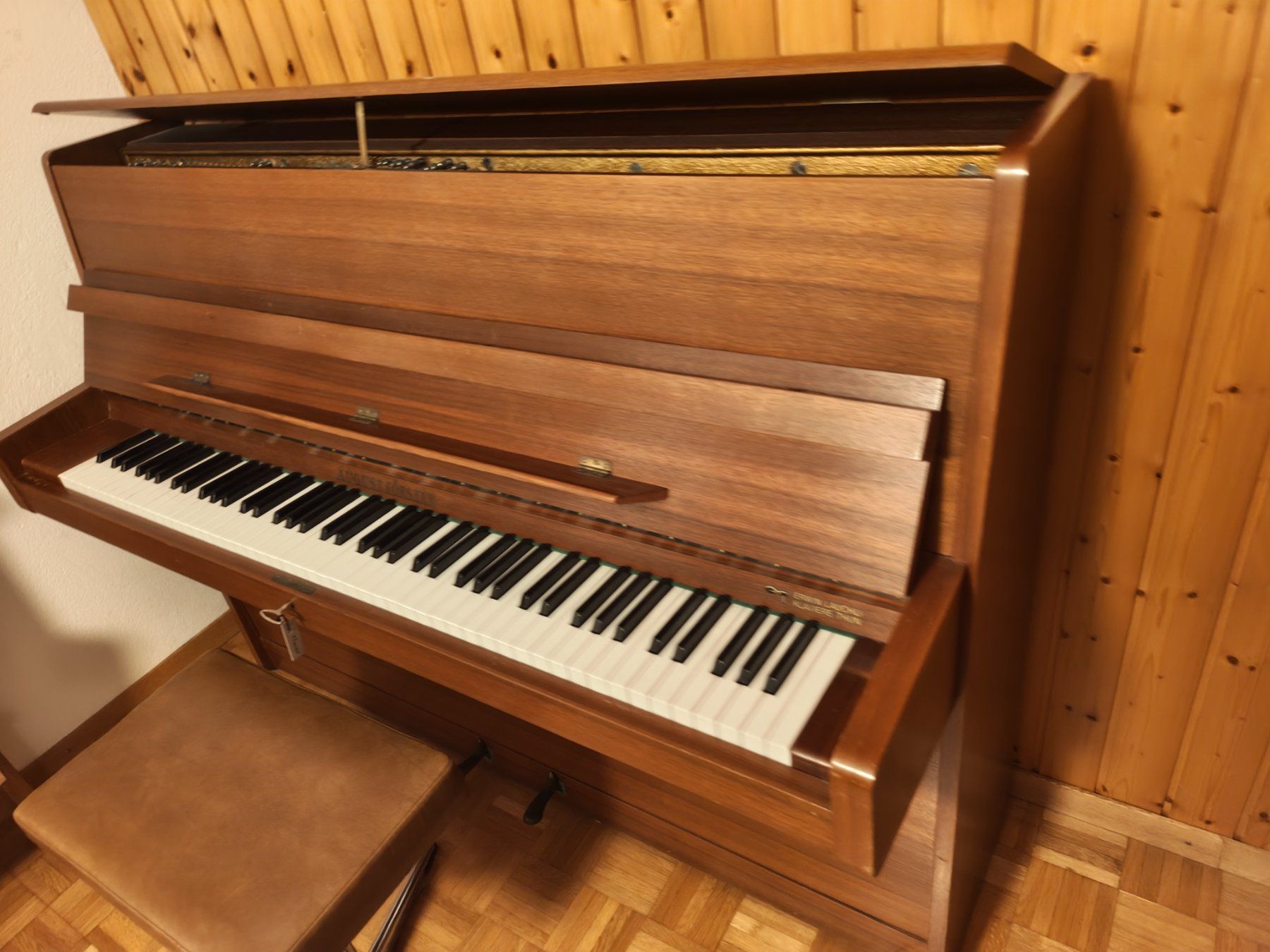 Musikinstrumente: Klavier – Gebraucht aus Bern von Vogularis 3