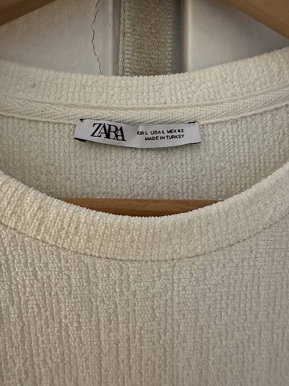 T-shirt: Zara White T-Shirt Size L – Usato da Meilen venduto da DavideL02 2