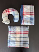 Coussin (40x40), couverture (100x140) et coussin de voyage