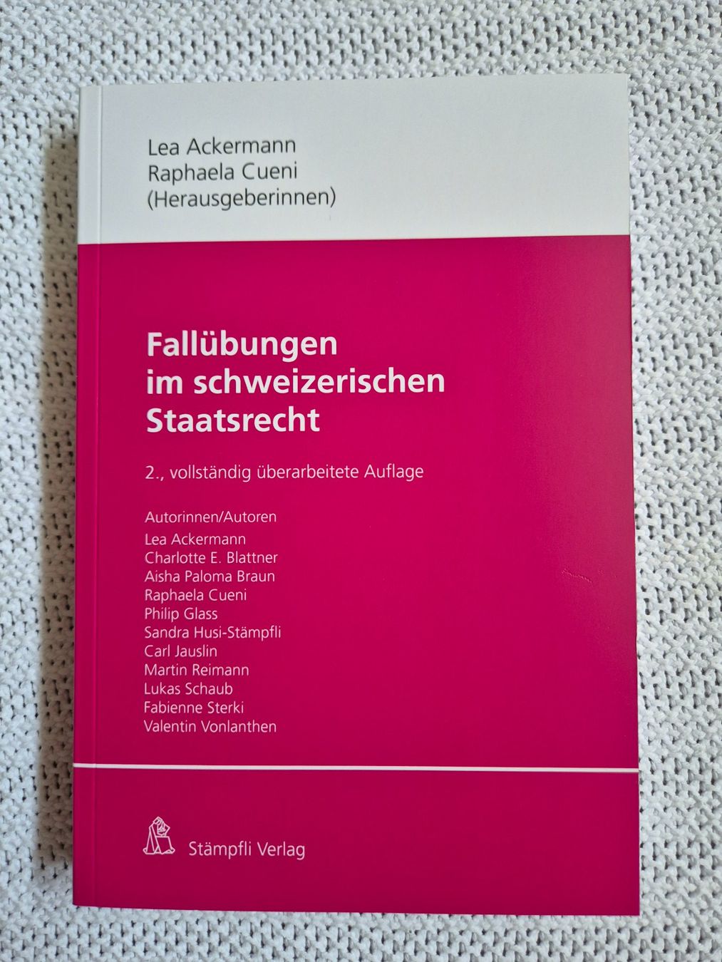 Bücher: Fallübungen im Schweizer Staatsrecht – Neu (gemäss Beschreibung) aus Reigoldswil von lus_76dn