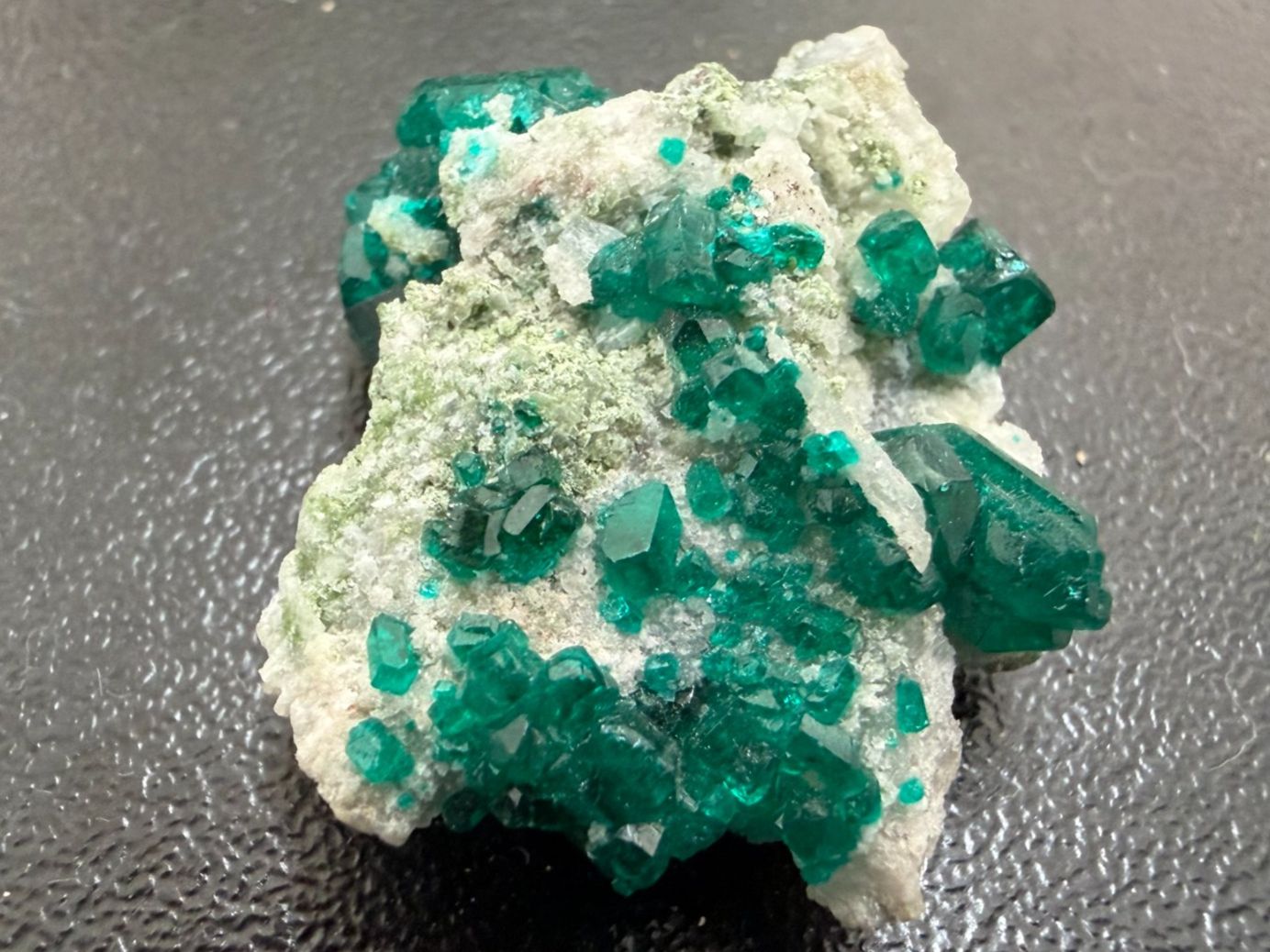 Minerali & Pietre curative: Dioptas, Tsumed, Namibia (4.4) – Nuovo (secondo la descrizione) da Muri b. Bern venduto da Gemmes 2