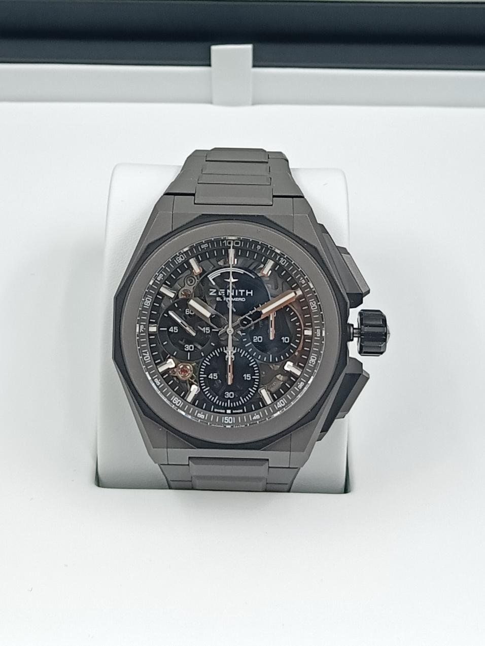 Zenith Orologi: ZENITH "DEFY EXTREME" MIT MIKROGESTRAHLTEM TITAN, 45 MM – Nuovo (secondo la descrizione) da Luzern venduto da EdiGem