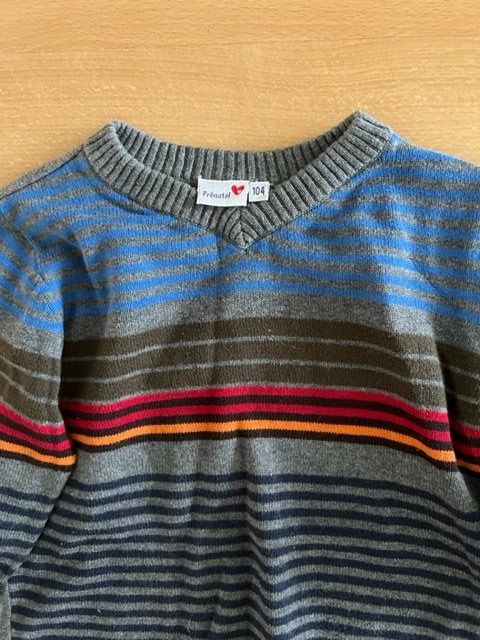 Maglioni & Felpe: Pullover Gr. 104 – Usato da Wabern venduto da MagdalenaWabern 2