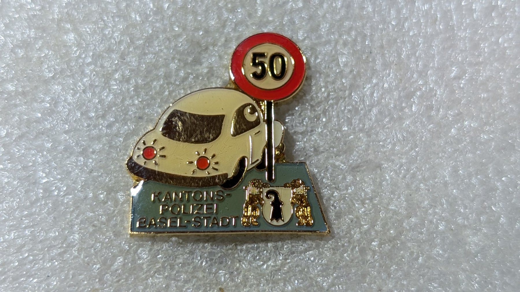 Placchette & Badge: Ansteckpin 169: Kapo Basel Stadt – Usato da Oppligen venduto da Pin-Fall-Shop