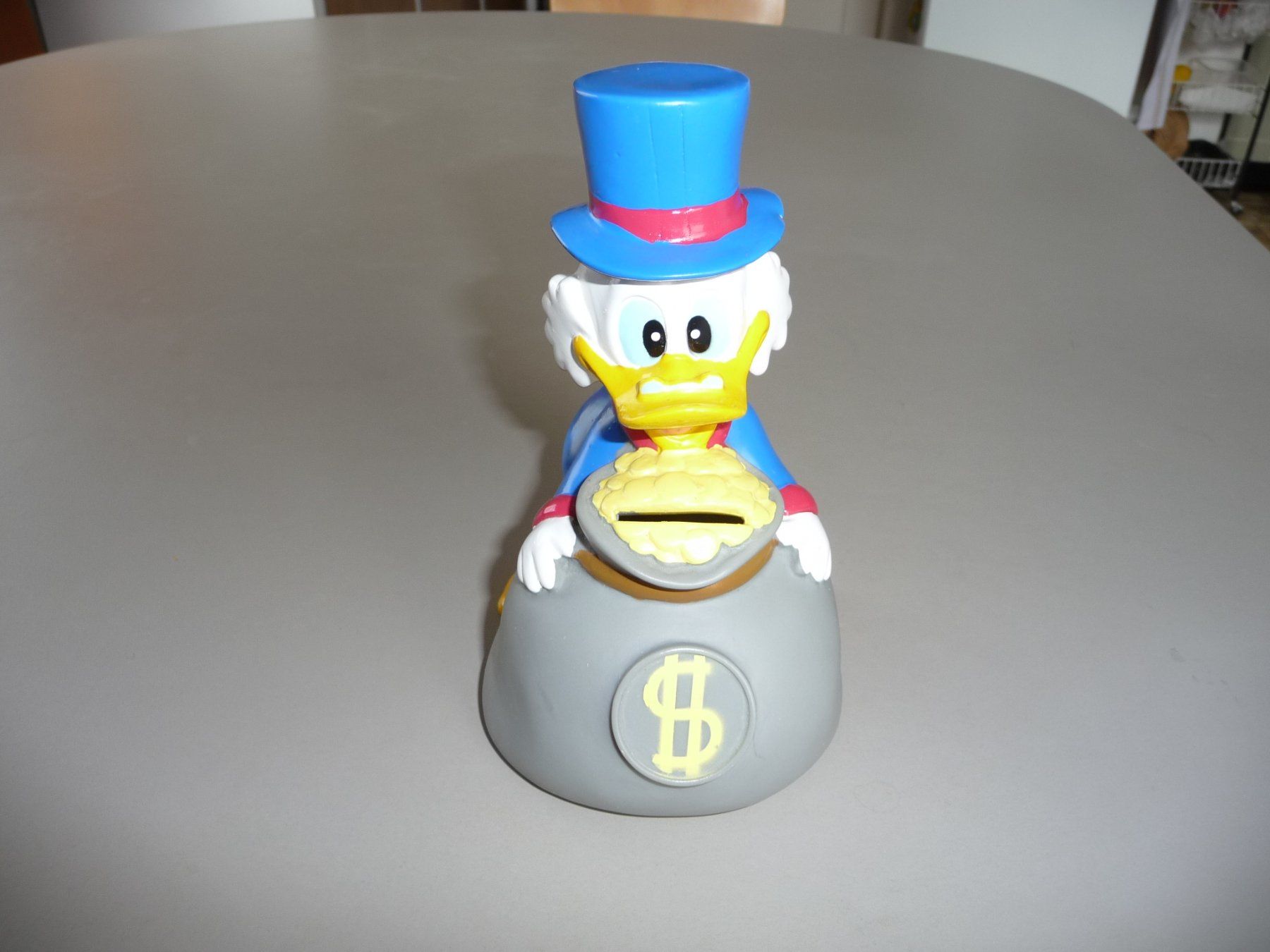 Disney Statuette: Onkel Dagobert Duck Spardose – Usato da Neftenbach venduto da sorge 2