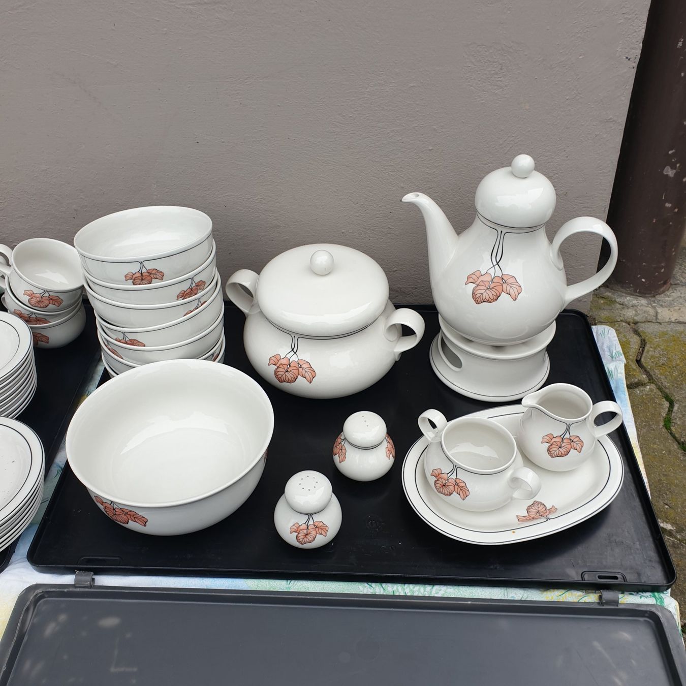 Geschirrsets: Goebel Meridian Orinoco Teeservice 58 teilig – Gebraucht aus Frenkendorf von Chrigeli01