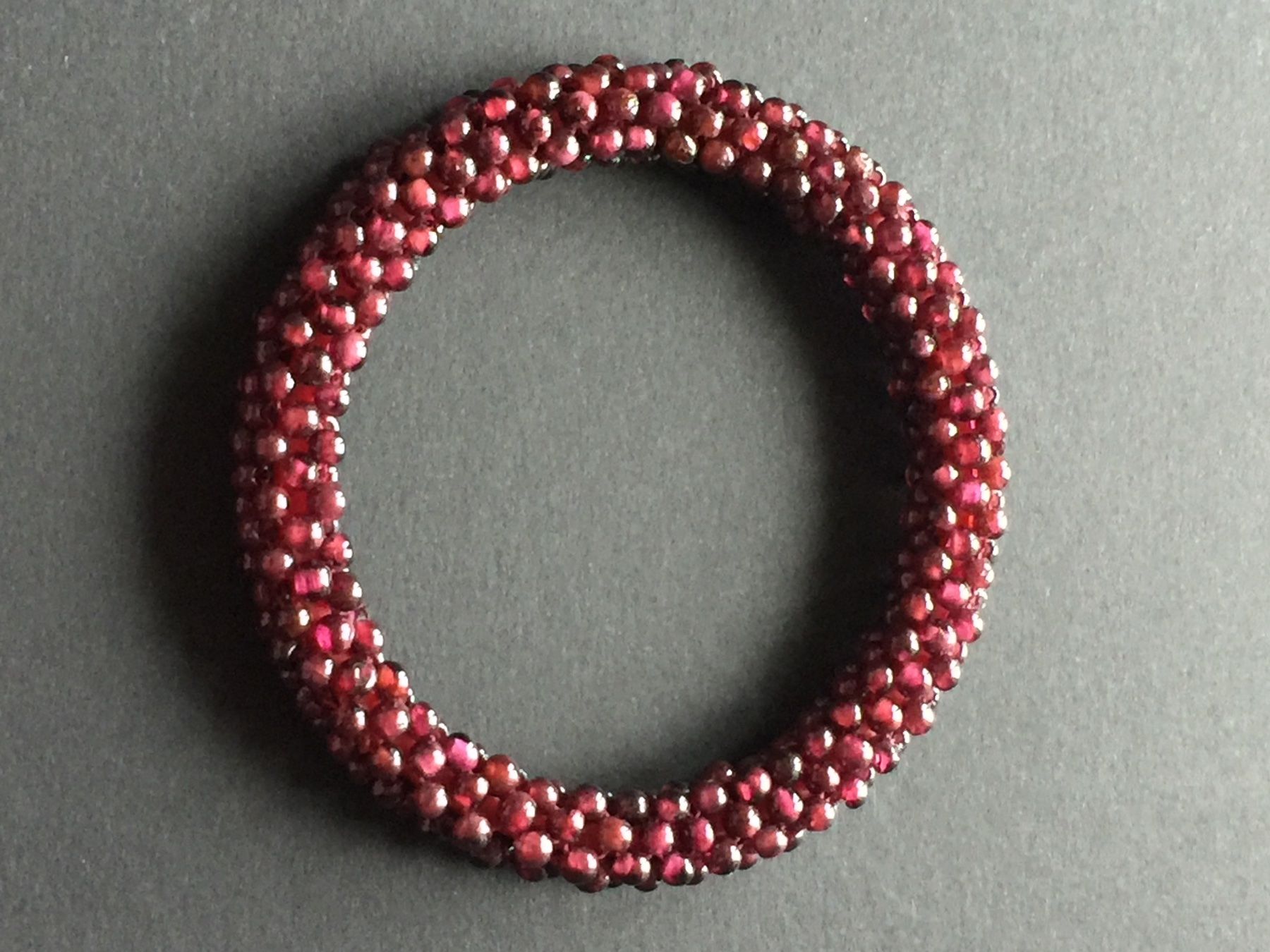 Bracciali & Braccialetti: GRANAT ARMBAND – Usato da Basel venduto da shorthills_2013