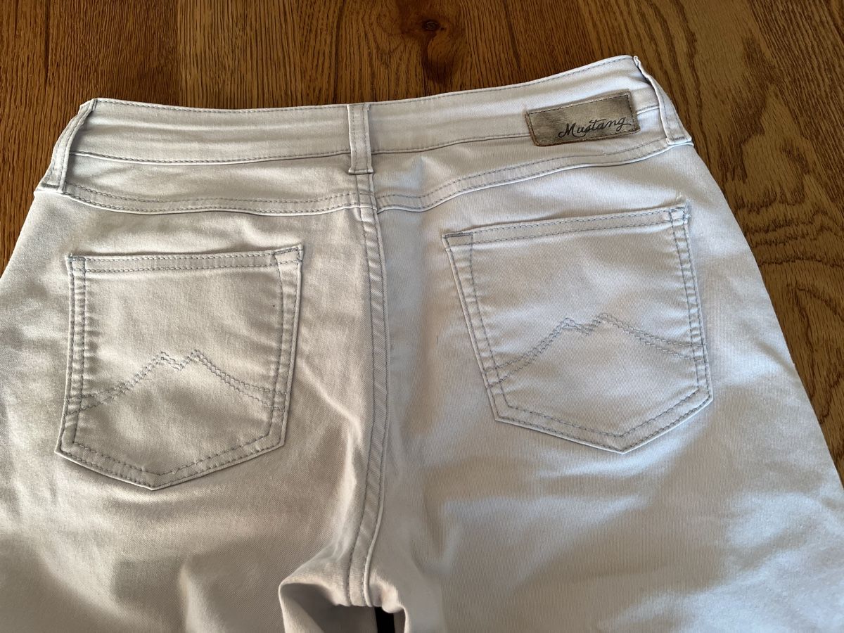 Jeans: Jeans – Neu (gemäss Beschreibung) aus Schliern b. Köniz von medion3098 2