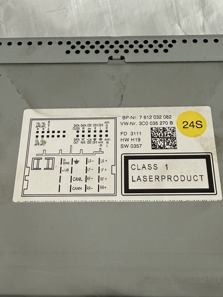 Radio: VW Autoradio RNS310 – Usato da Nebikon venduto da David_.L 2