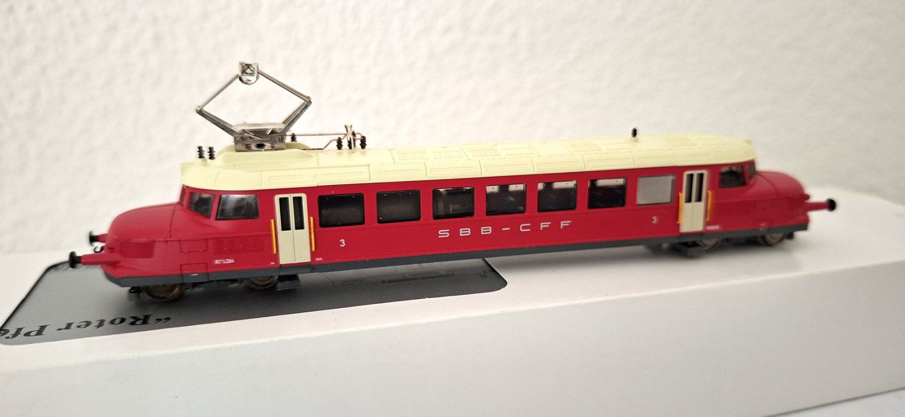 Hobbytrain Modellini di ferrovie: Hobbytrain roter Pfeil SBB H2643 – Nuovo e nell'imballaggio originale da Biberist venduto da Ntrains 8