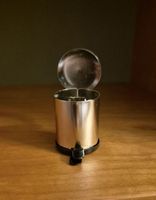 Mülleimer mit Pedal silber für Puppenhaus/Puppenstube