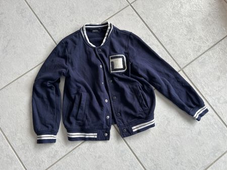Collegejacke Gr 122/128