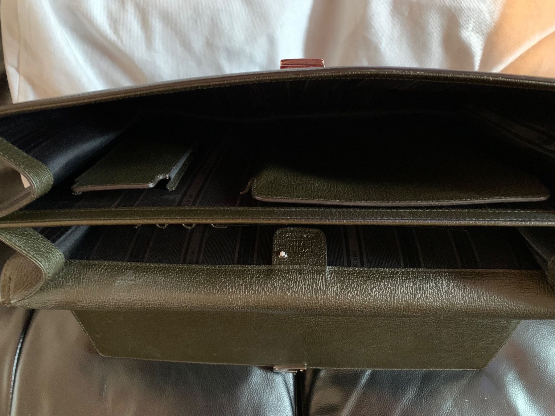 Montblanc Koffer & Taschen: Valigetta in pelle Montblanc, verde scuro. – Neu und originalverpackt aus Allschwil von pcar25 2