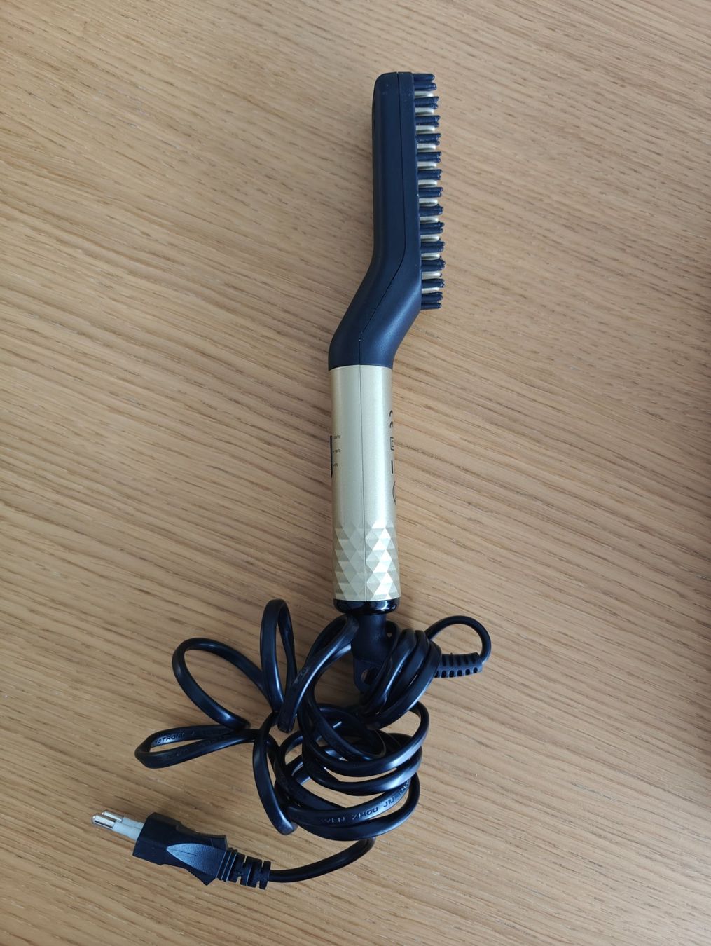 Altro per la cura dei capelli: Spazzola lisciante Anlan per capelli e barba – Usato da Adliswil venduto da pasquale1995 2