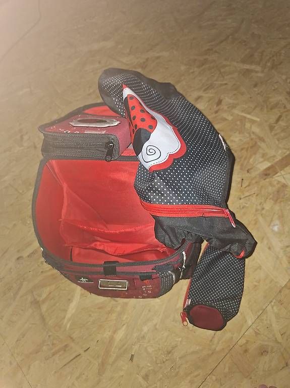 Borse & Zaini: Sac de l'école(cartable) – Usato da Chavornay venduto da Tamara.miranda 1