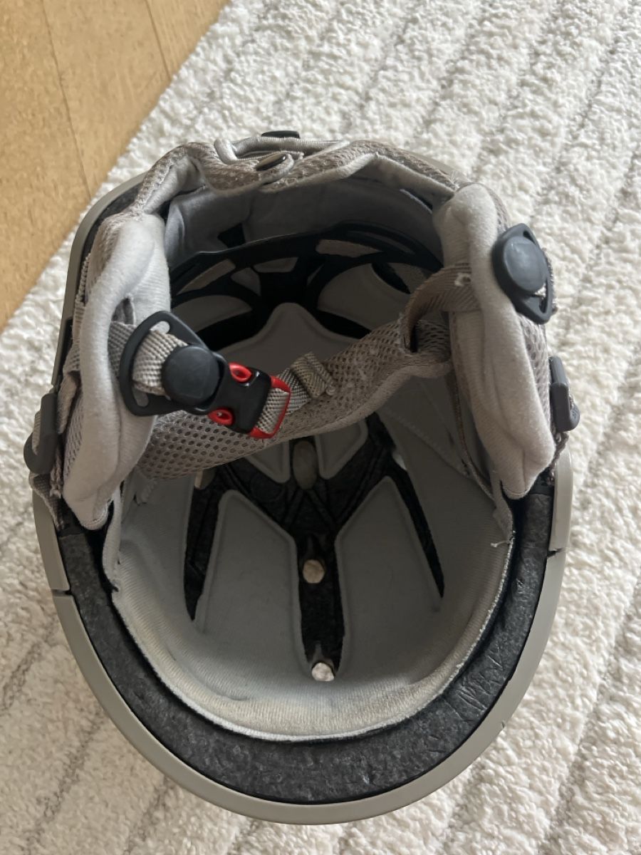 Casques: Ski Helmet  – D'occasion à Basel par ola_d9ym 3