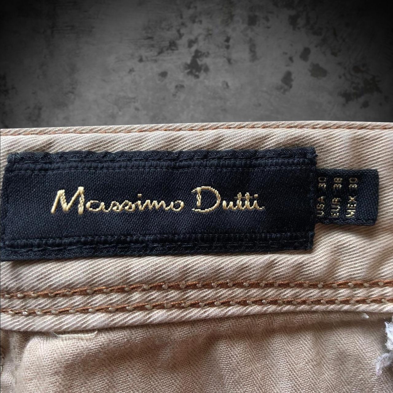 Massimo Dutti Pantaloni: Pants Massimo Dutti Beige Men 30 – Usato da Genève venduto da ang_7j7j 4
