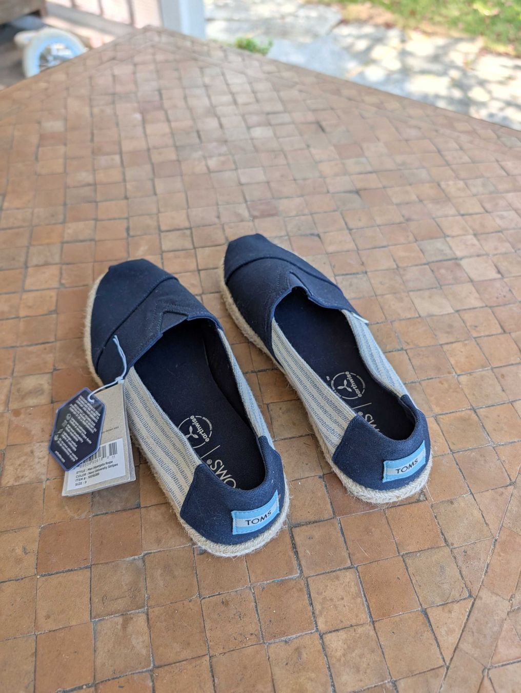 Toms Herrenschuhe: Espadrilles TOMS bleu marine – Neu und originalverpackt aus Couvet von mal_tk2g 3