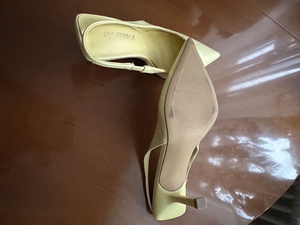 Damenschuhe: Damen Sommer Schuhe Gr40 Neu – Neu (gemäss Beschreibung) aus Basel von Ivana_4 6