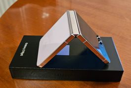 ** Samsung GALAXY Z FLIP5 512GB lila faltbar  neuwertig **