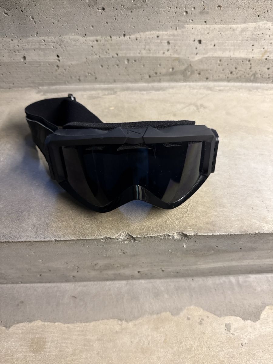 Occhiali & Lenti: Anon Snowboardbrille – Usato da Worb venduto da kris-tina
