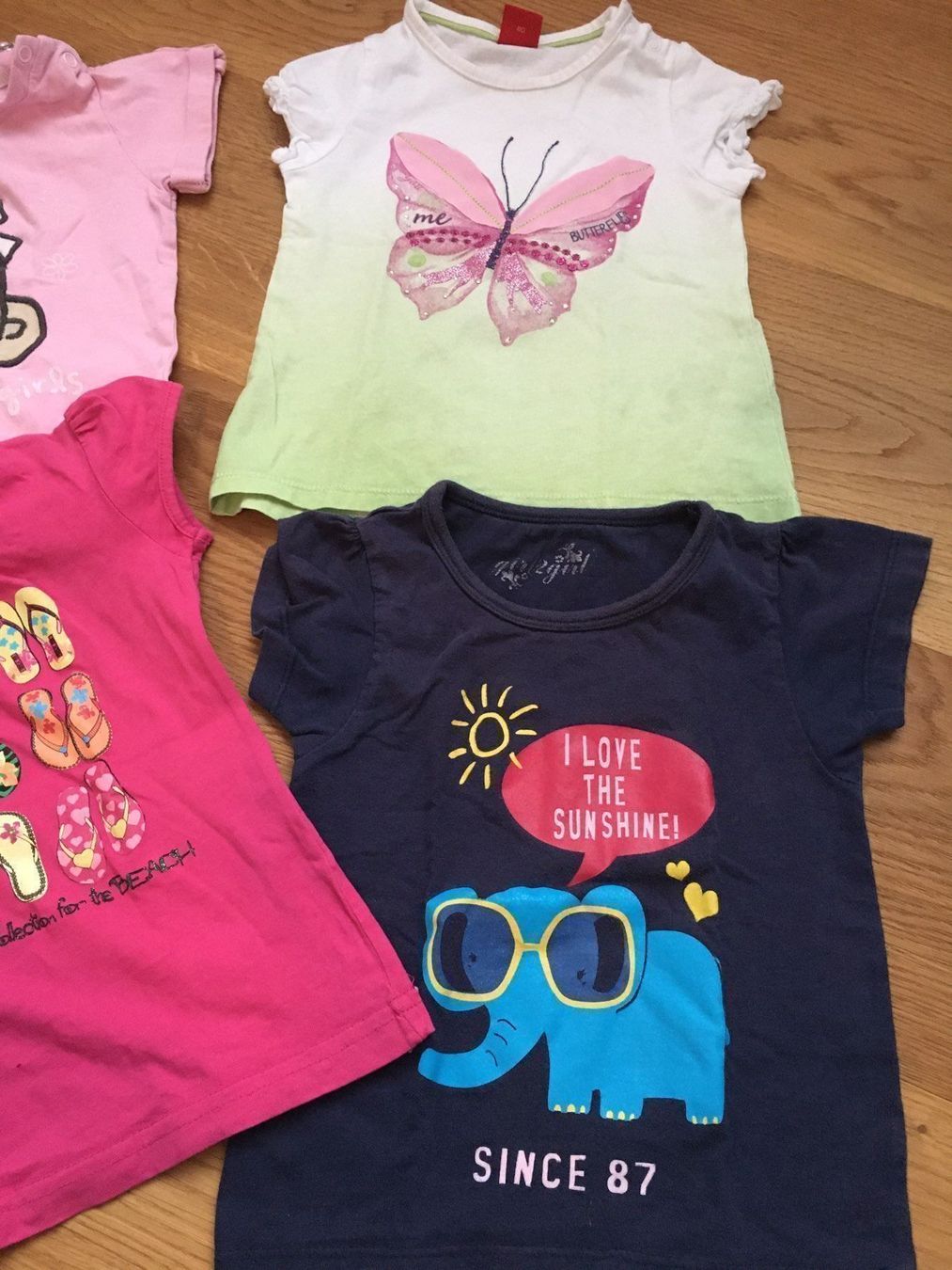 Lotti & Set di vestiti: 4 T-Shirts Gr.80/86 – Usato da Sarnen venduto da Pinoccio6 2