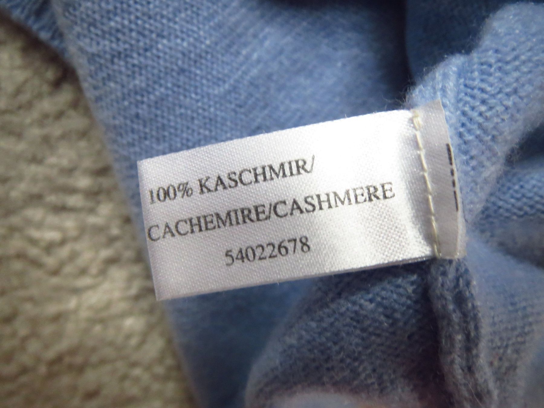 Maglioni & Felpe: sehr schöner KASCHMIR Damen Pullover – Usato da Kiental venduto da Anna8702 4