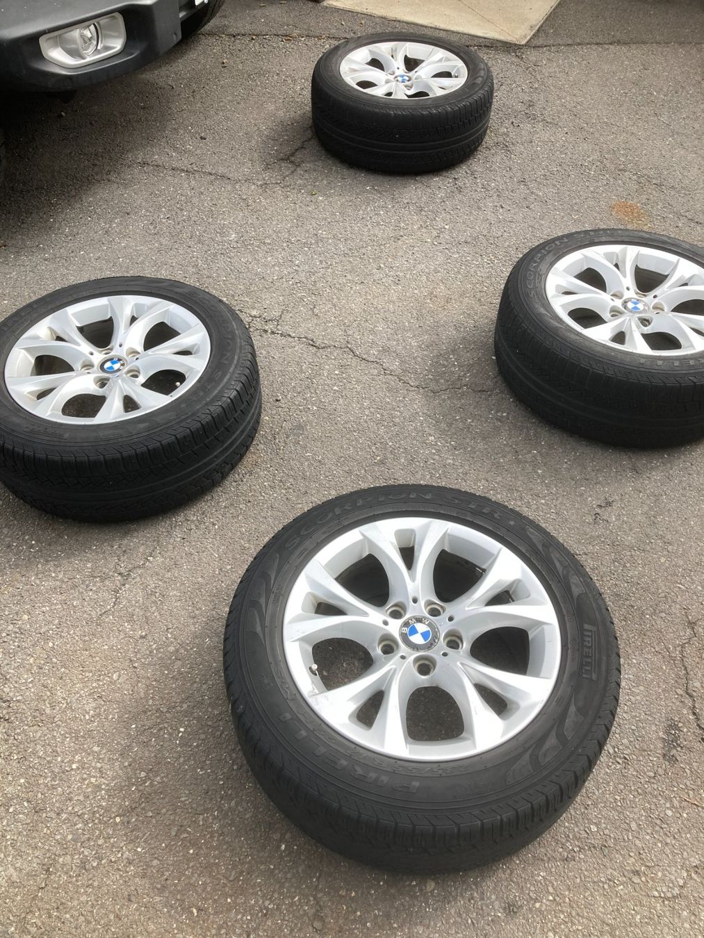 BMW Pneumatici & Ruote complete: BMW X3 Sommerräder E83 235/55R17 Pirelli – Usato da Cham venduto da WB2223