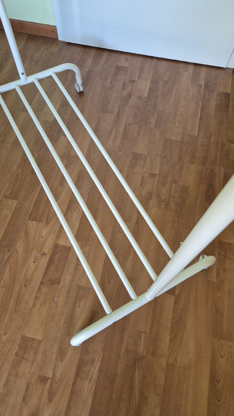 Ikea Porte manteau: Kleiderstange IKEA – D'occasion à Biel/Bienne par ste_ryw5 2
