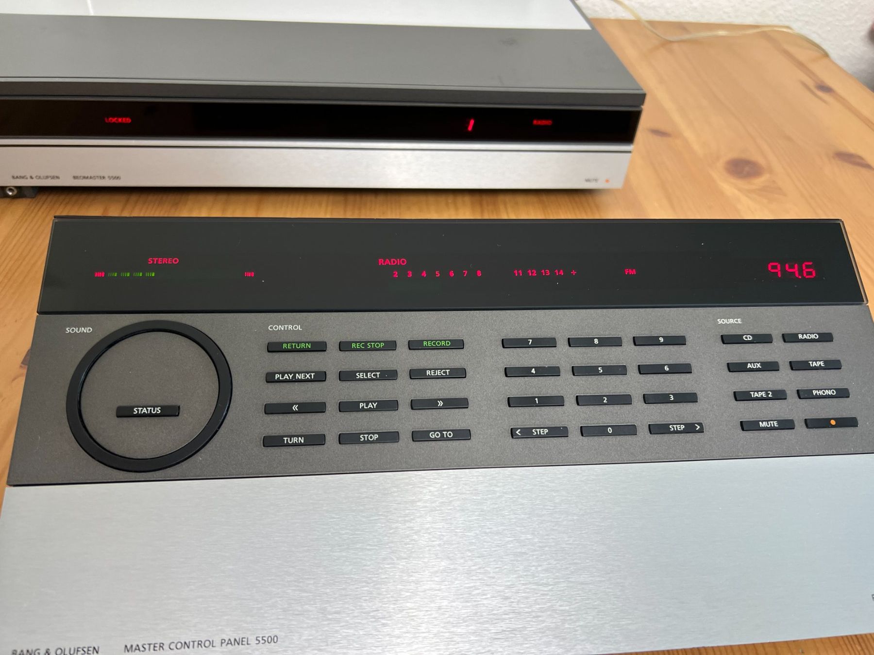 Amplificateurs: Bang & Olufsen Beomaster & Master Control Panel 5500 – Défectueux à Egg b. Zürich par Frank999 4