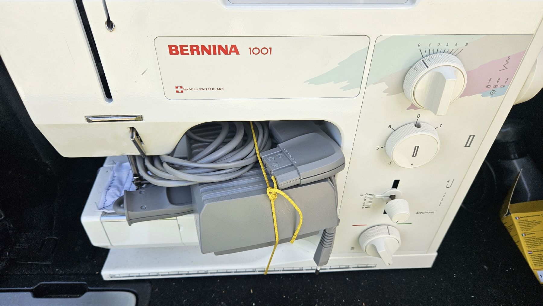 Bernina Nähmaschinen: Bernina 1001 sewing machine  – Gebraucht aus Sachseln von laz_65cg 1