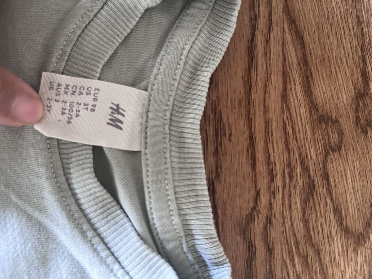 H&M Camicie, T-shirt & Polo: H&M Auto T-Shirt Gr. 98 – Usato da Zollikerberg venduto da LLV 1