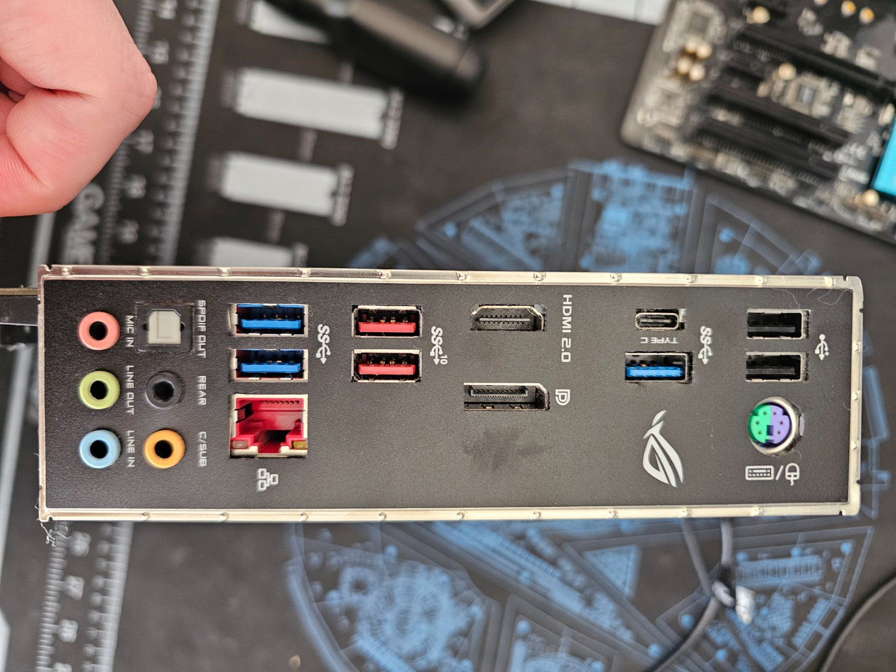 Asus Schede madri: Asus Strix B450-F Gaming - Défectueux – Difettoso da Fribourg venduto da baltenspda 2