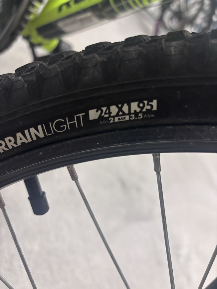 Decathlon Vélos: Decathlon Kindervelo 24 Zoll – D'occasion à Cham par BMLT 3