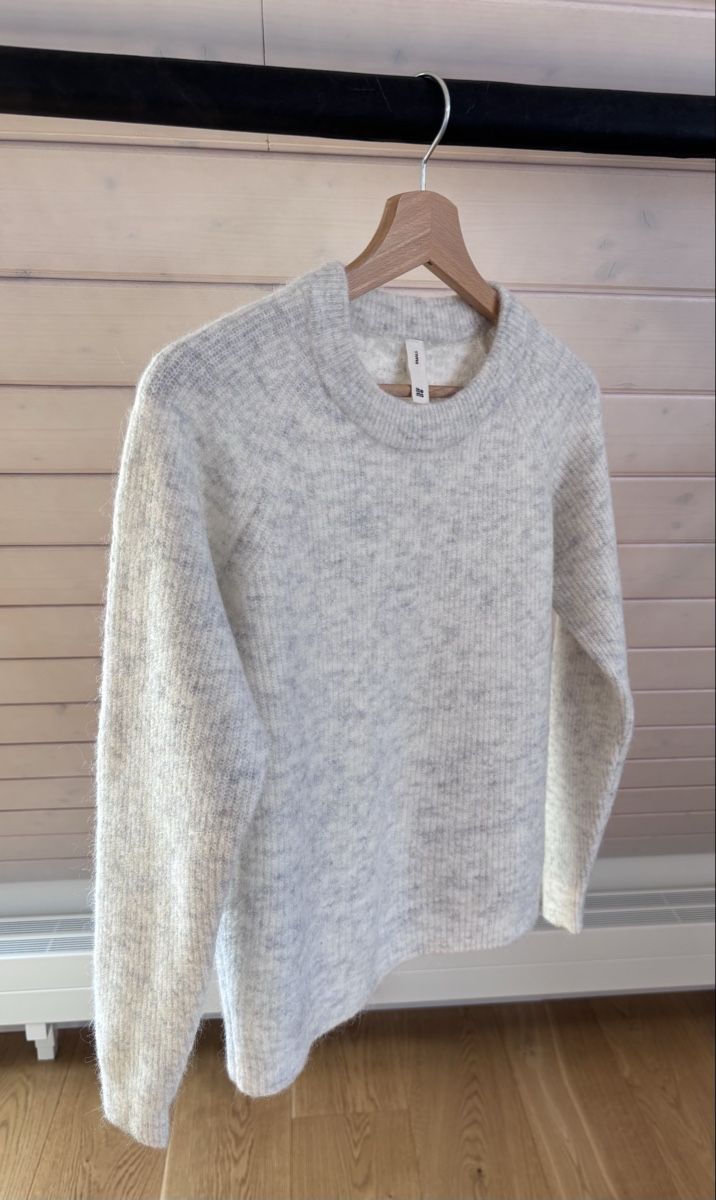 Pullover & Sweatshirts: Kitchener light grey melange woolen crew neck, small – Neu (gemäss Beschreibung) aus Kilchberg ZH von ben_pc68 8
